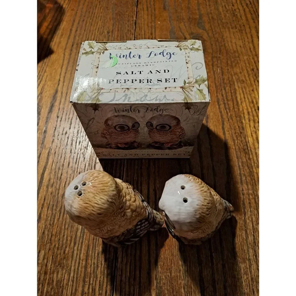 New CIB Winter Lodge Owl Salt Pepper Shaker Set Ceramic Kitchen Decor